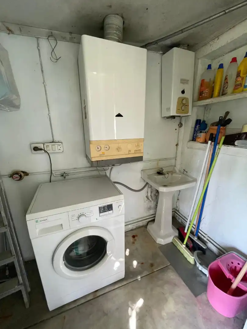 Bany de Casa o xalet en venda en Ferrol amb Calefacció i Jardí privat