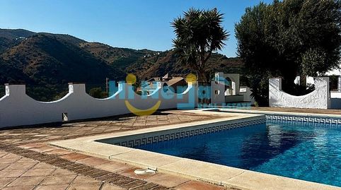 Villa 3 dormitorios piscina trastero  Viñuela