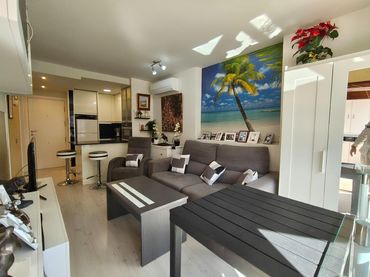 Apartament amb piscina en venda a Avenida DERRAMADOR