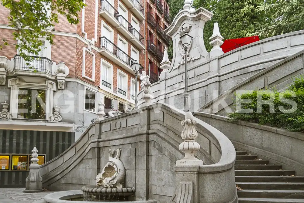 Vista exterior de Àtic de lloguer en Madrid amb Aire condicionat, Calefacció i Terrassa