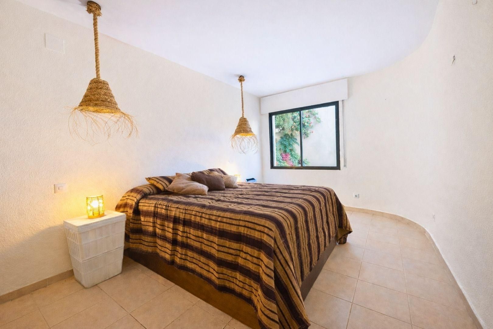 Bedroom of Apartment for sale in Marbella  with Terrace and Community pool