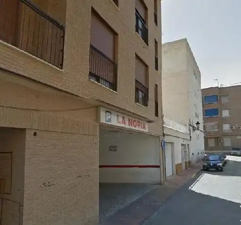 Individuel à vendre à Calle Juez García Vizcaíno 16
