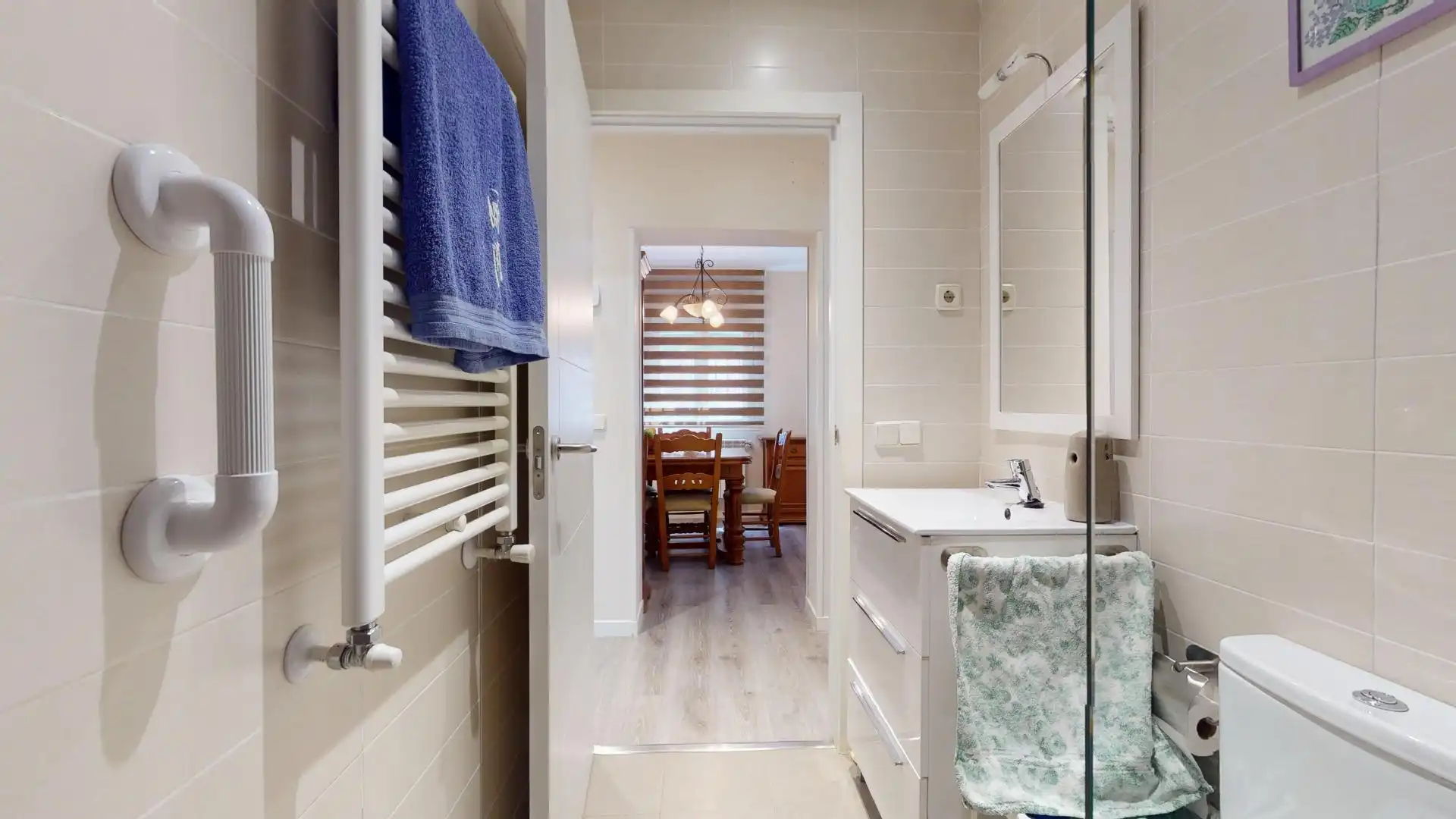 Badezimmer von Wohnung zum Verkauf in Madrid mit Klimaanlage, Heizung und Möbliert