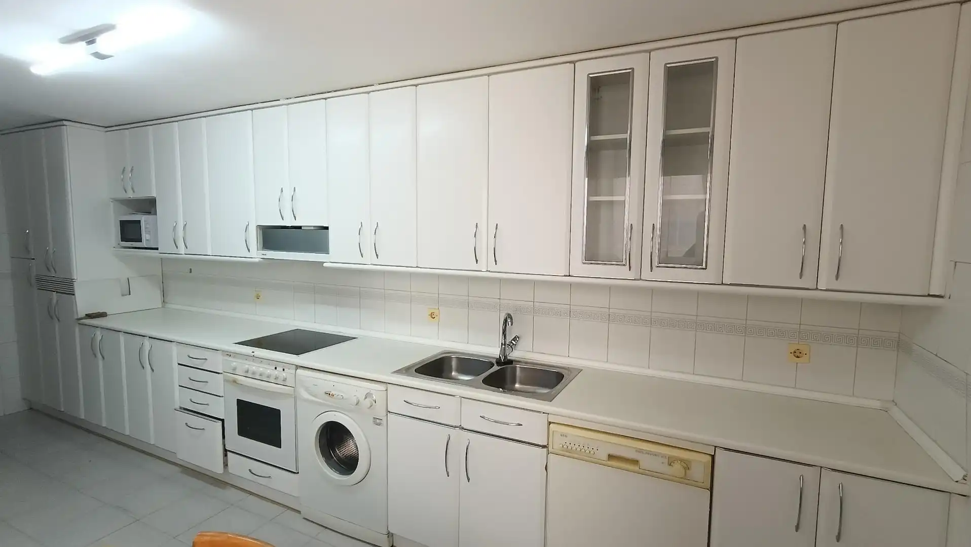 Cuina de Pis en venda en Burgos amb Calefacció, Terrassa i Traster