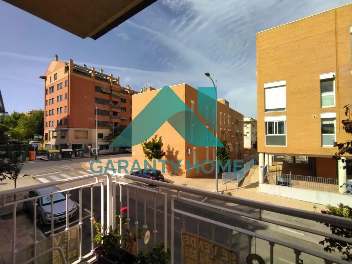 Vista exterior de Casa adosada en venda en Cáceres amb Aire condicionat, Calefacció i Traster