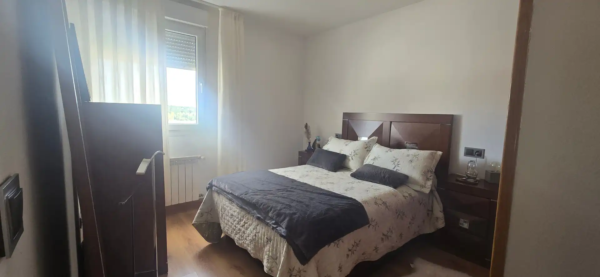 Dormitori de Casa adosada en venda en Guardo amb Jardí privat i Moblat
