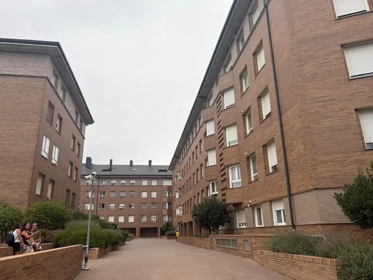 Vista exterior de Pis en venda en Ávila Capital amb Piscina
