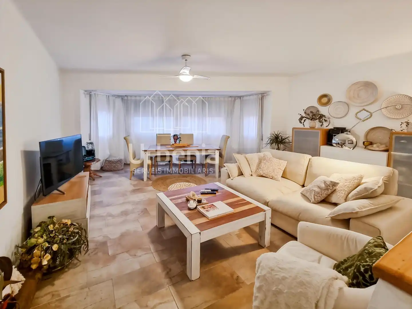 Sala d'estar de Pis en venda en Mataró amb Aire condicionat i Calefacció