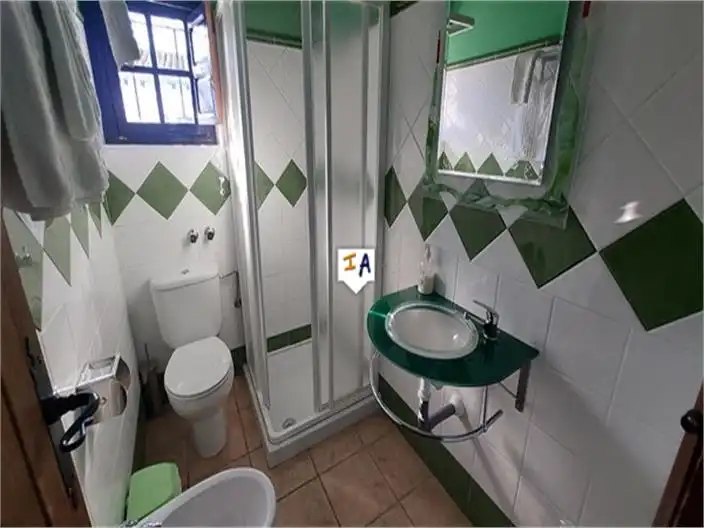 Baño de Local en venta en Luque con Aire acondicionado y Internet