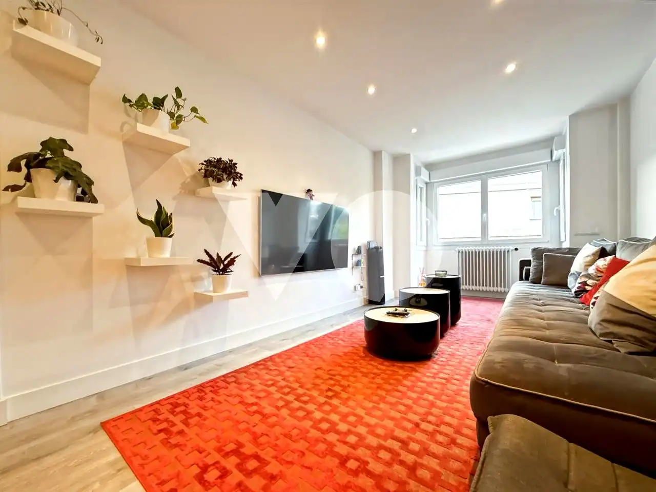 Living room of Flat for sale in Madrid  with Air Conditioner, Heating and Terrace
