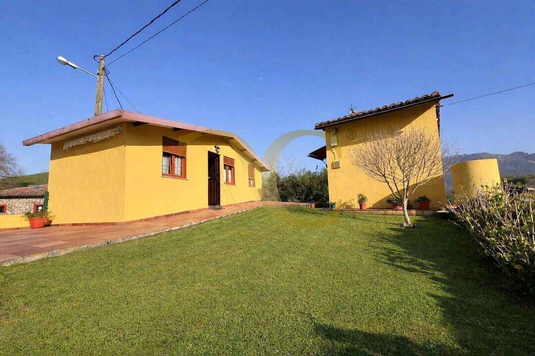 Jardí de Casa o xalet en venda en Llanes amb Calefacció, Jardí privat i Moblat