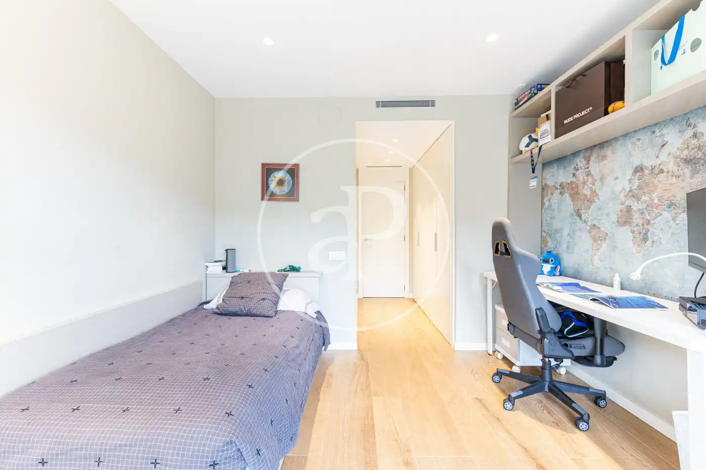 Bedroom of Flat for sale in Sant Cugat del Vallès  with Air Conditioner, Heating and Private garden