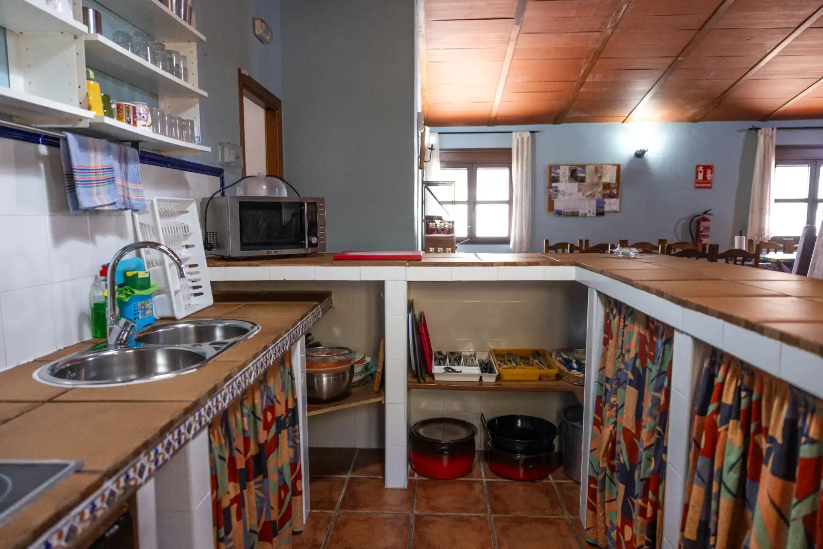 Cocina de Finca rústica en venta en Montejaque con Aire acondicionado, Jardín privado y Terraza