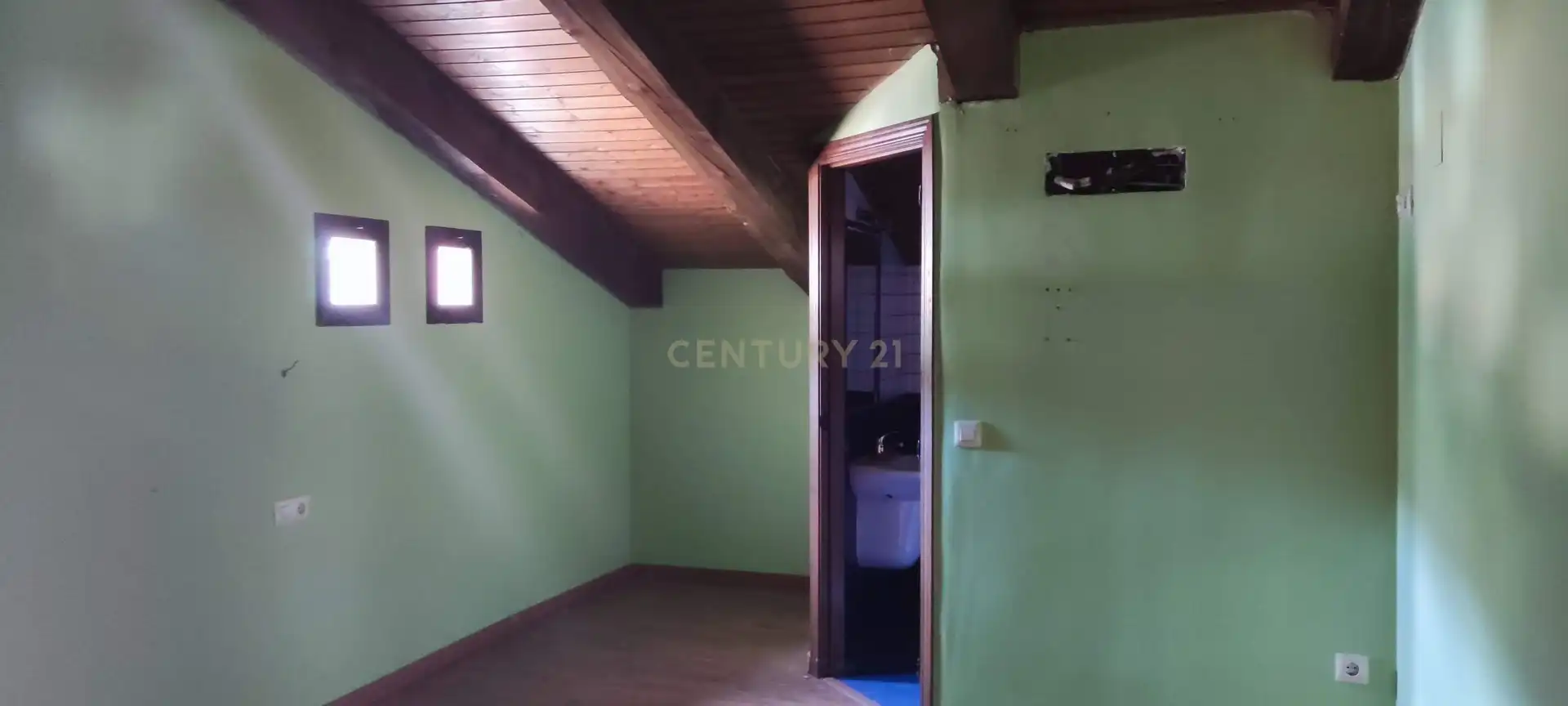 Houses for sale in Baños de Montemayor  with Air Conditioner, Balcony and Alarm