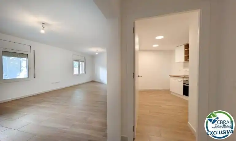 Apartament en venda en Portbou
