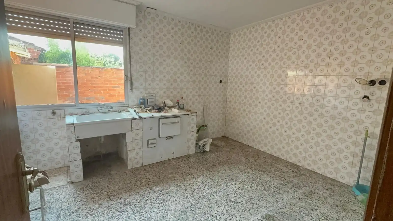 Kitchen of Country homes for sale in Onzonilla