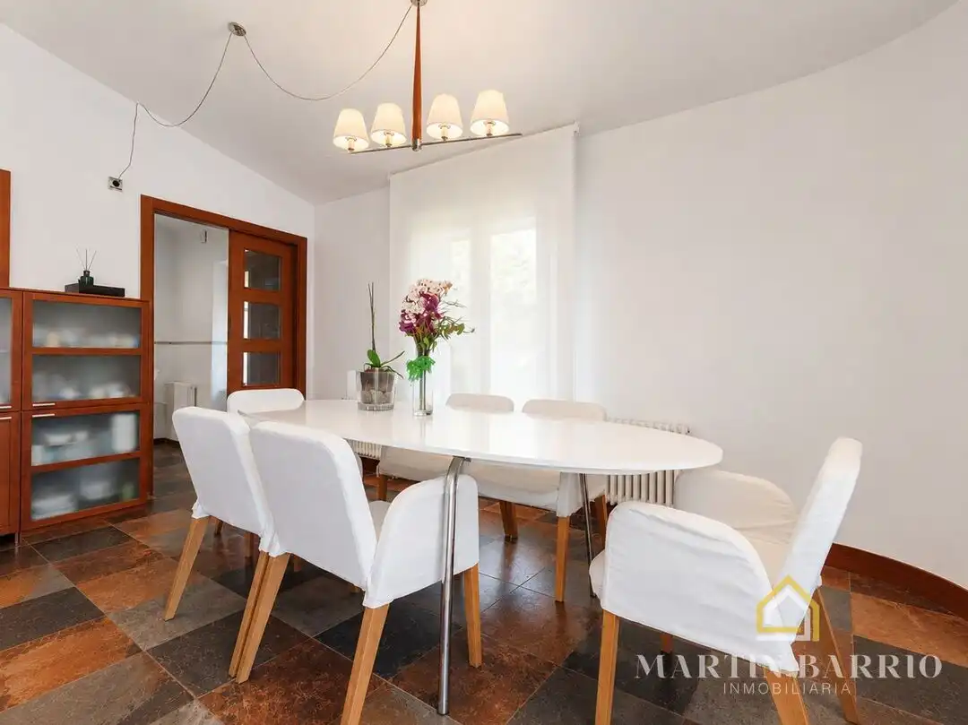 Comedor de Casa o chalet en venta en Muskiz con Aire acondicionado, Calefacción y Jardín privado