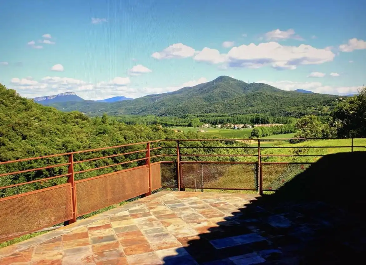 Xalet amb jardí en venda a Bescanó