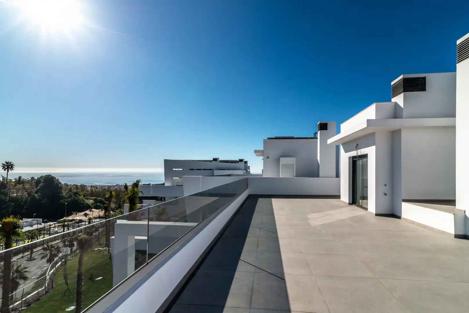 Habitatge amb terrassa en venda a Altos de Estepona, imagen 16