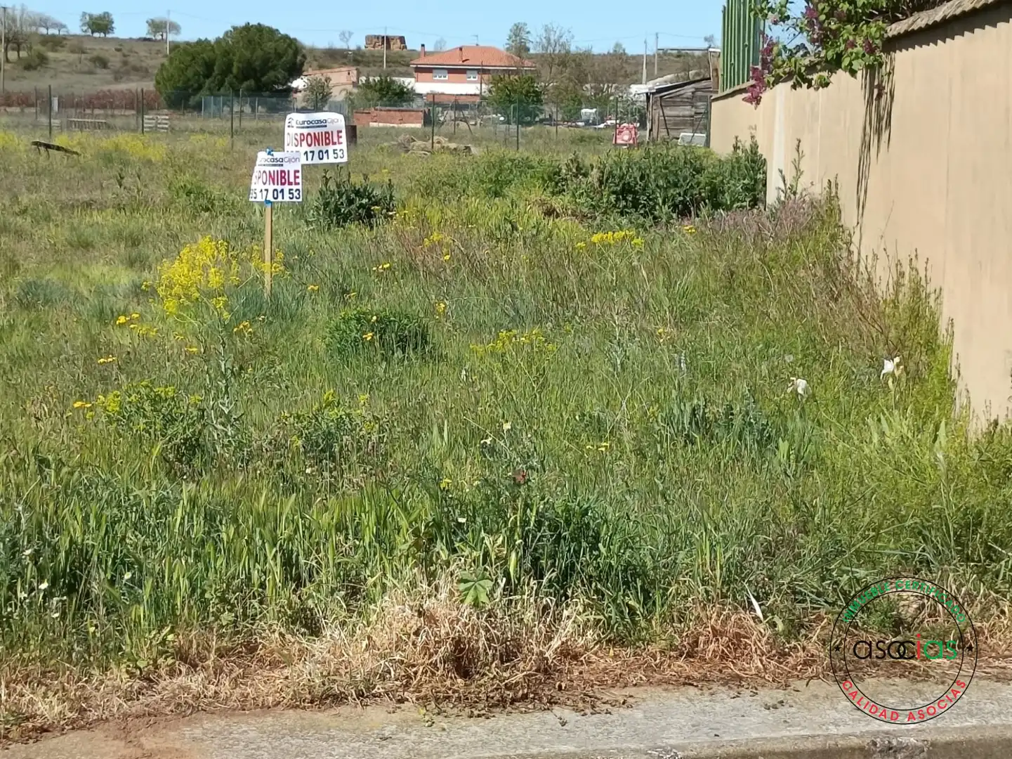 Terreno en venta en Chozas de Abajo