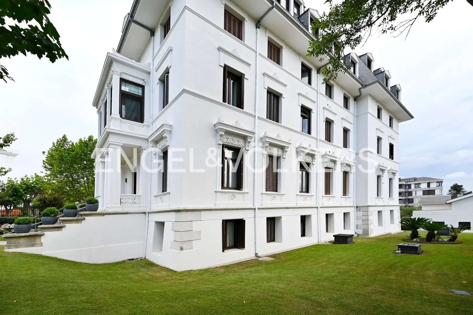 Außenansicht von Maisonette zur Miete in Santander mit Heizung, Privatgarten und Parkett