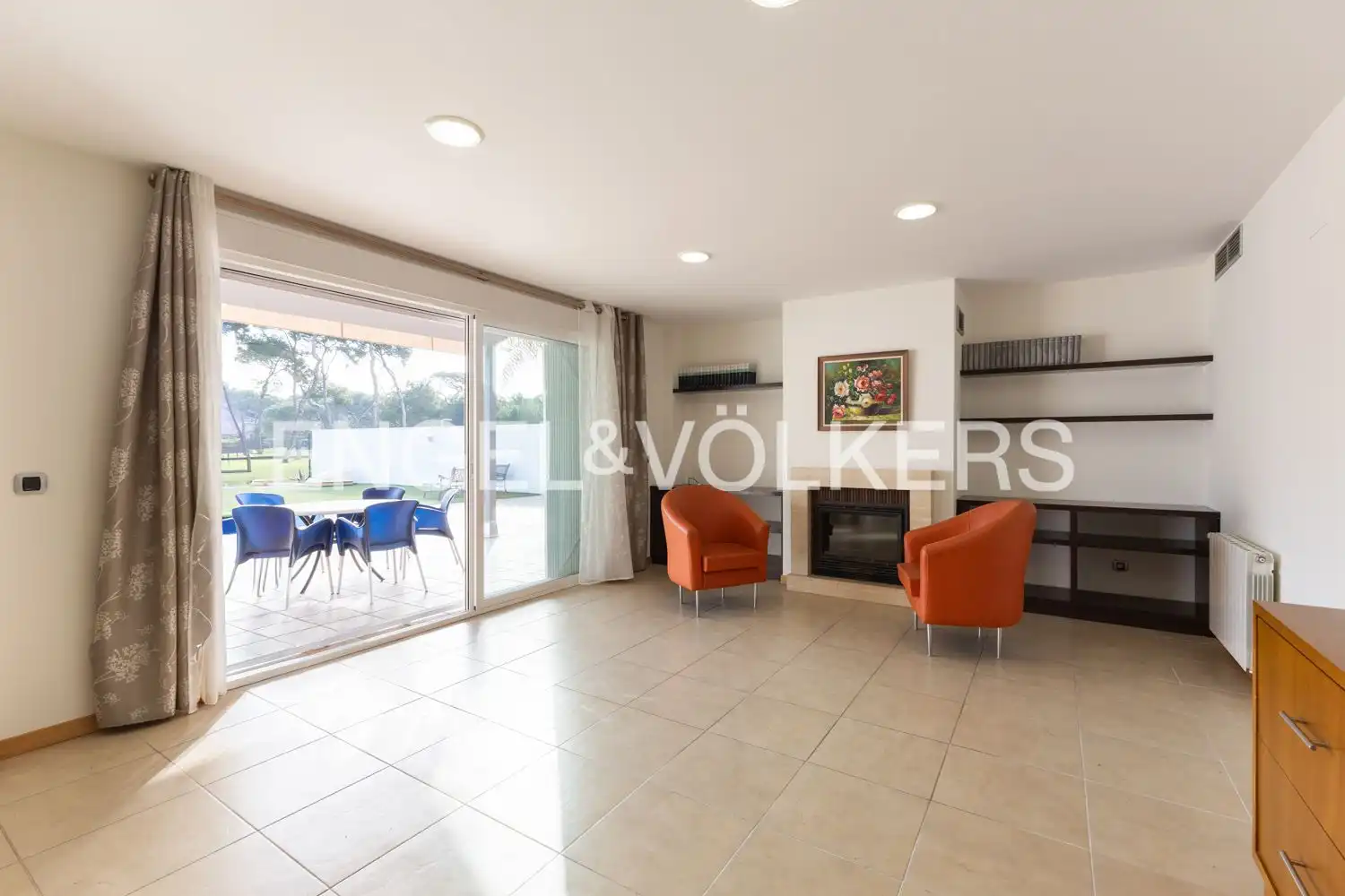 Living room of Detached homes for rent in Castellón de la Plana / Castelló de la Plana  with Air Conditioner, Heating and Private garden