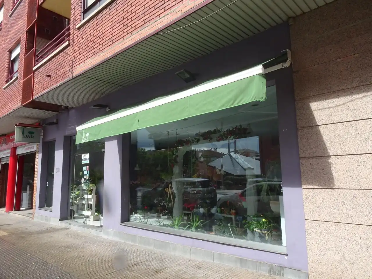 Local comercial en venda a Calle Padre Isla 132 24008 Leon