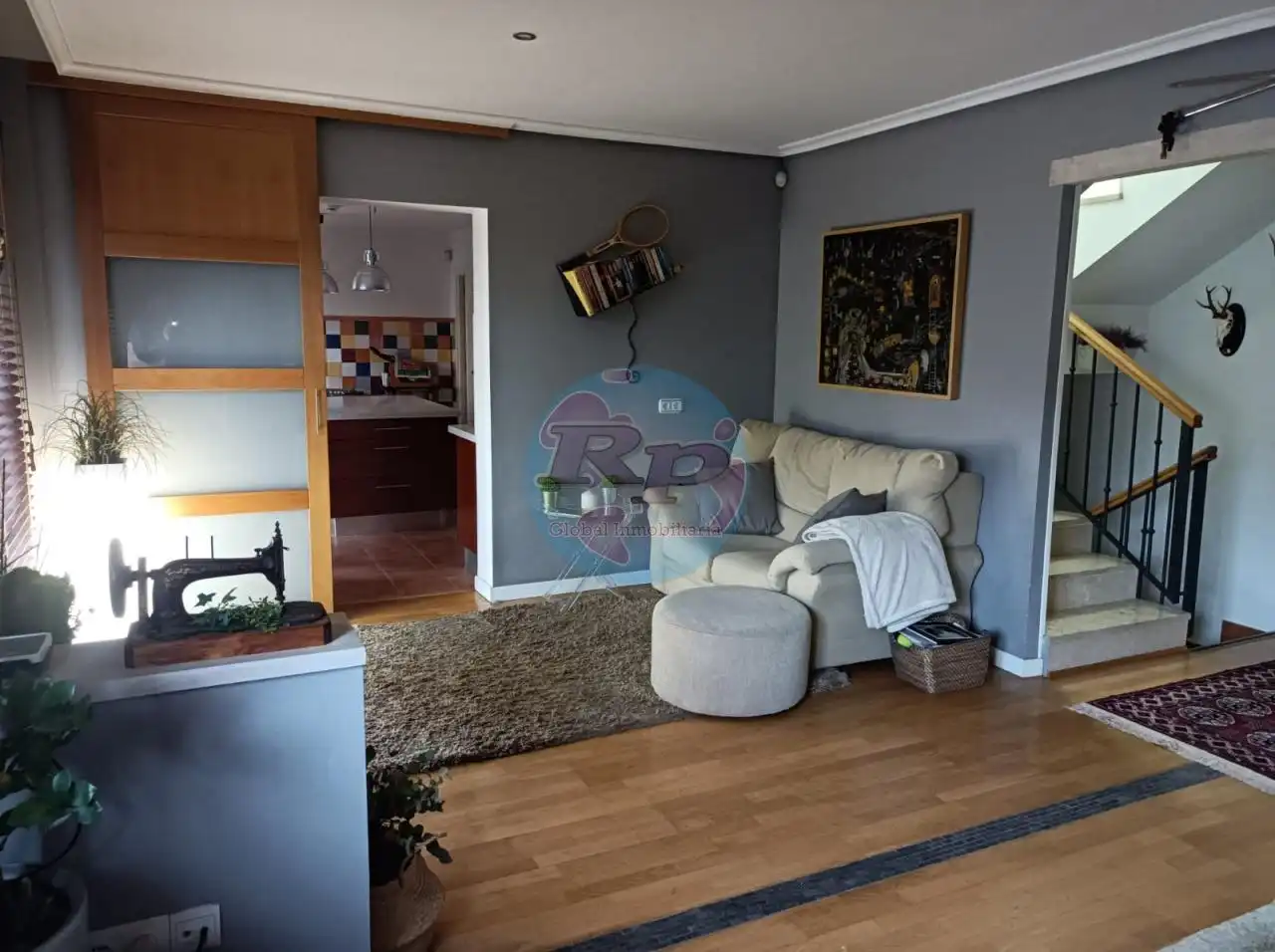 Sala de estar de Casa o chalet en venta en Sariegos con Calefacción, Jardín privado y Parquet