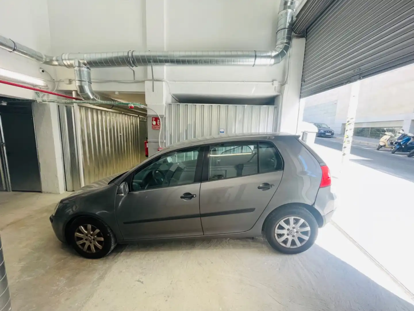 Aparcament de Traster de lloguer en Alicante / Alacant