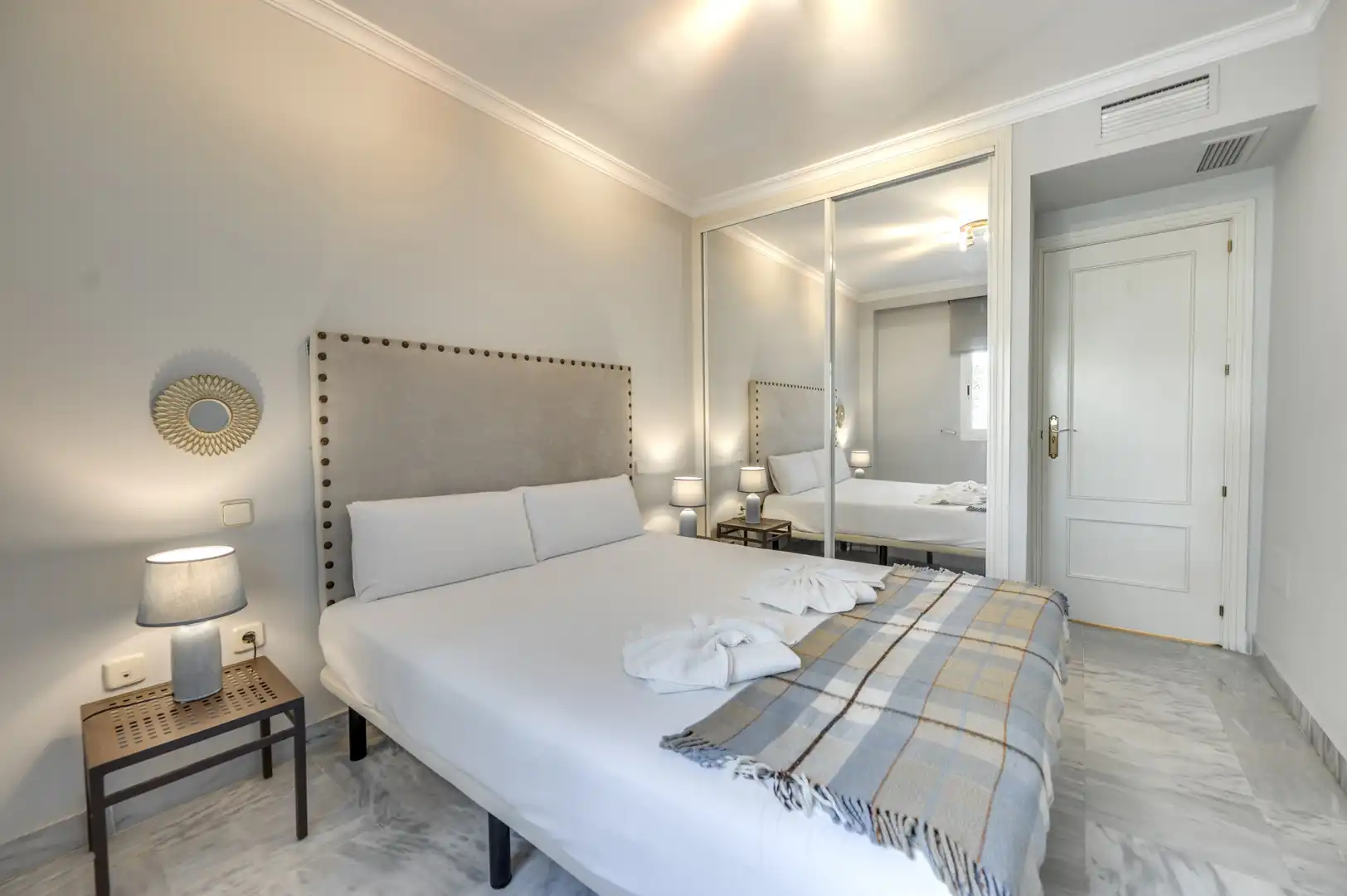 Bedroom of Apartments for rent in Marbella  with Terrace, Swimming Pool and Community pool