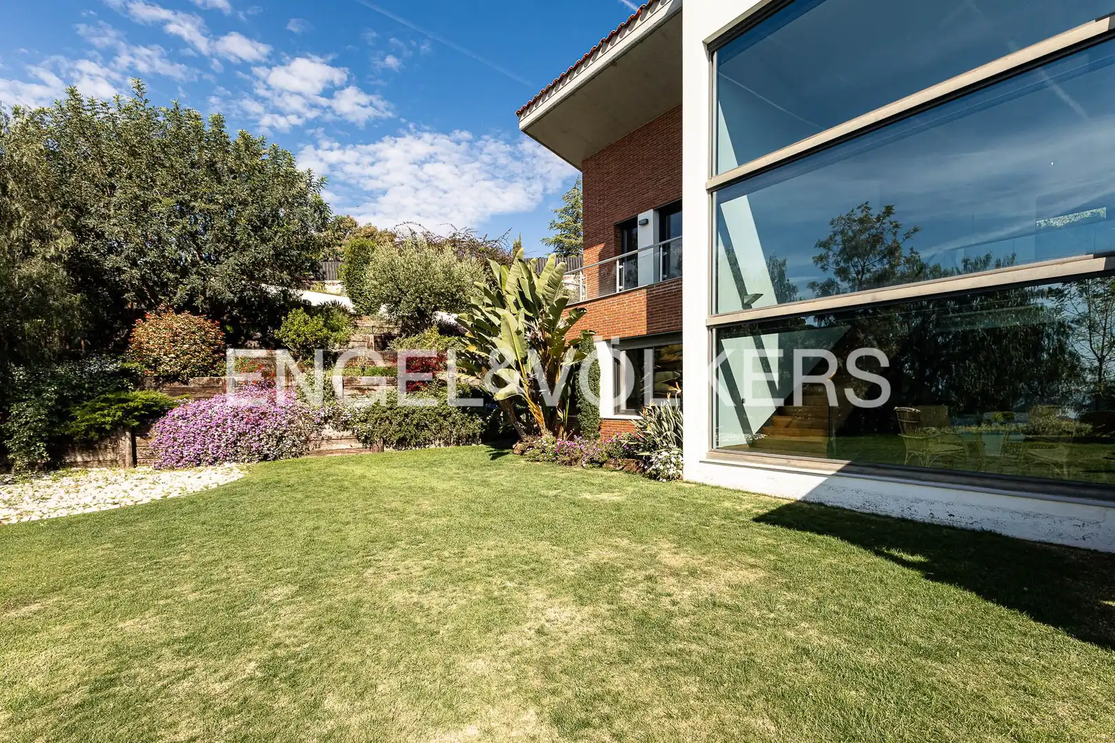 Exterior view of Houses for rent in Sant Andreu de Llavaneres  with Air Conditioner, Heating and Private garden