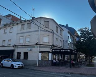 Vista exterior de Edifici en venda en Ponferrada