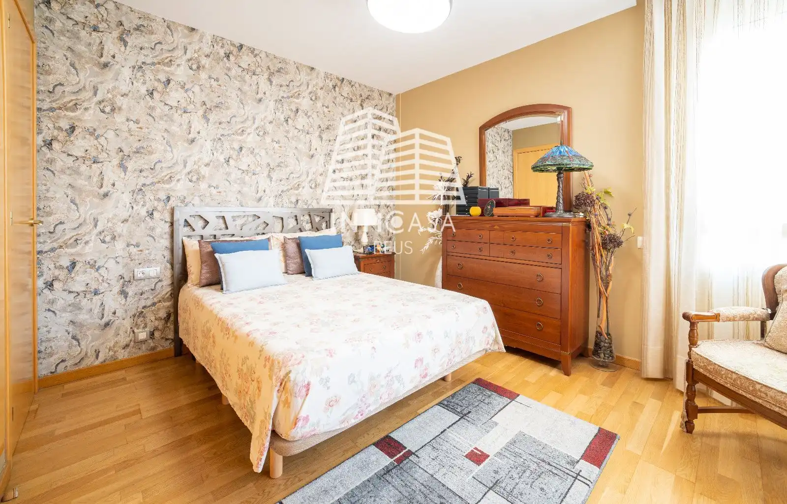 Bedroom of Duplexes for sale in Reus  with Air Conditioner, Terrace and Swimming Pool