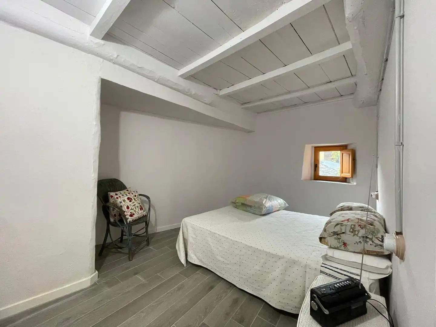 Dormitori de Finca rústica en venda en Cabañas Raras amb Jardí privat, Terrassa i Traster