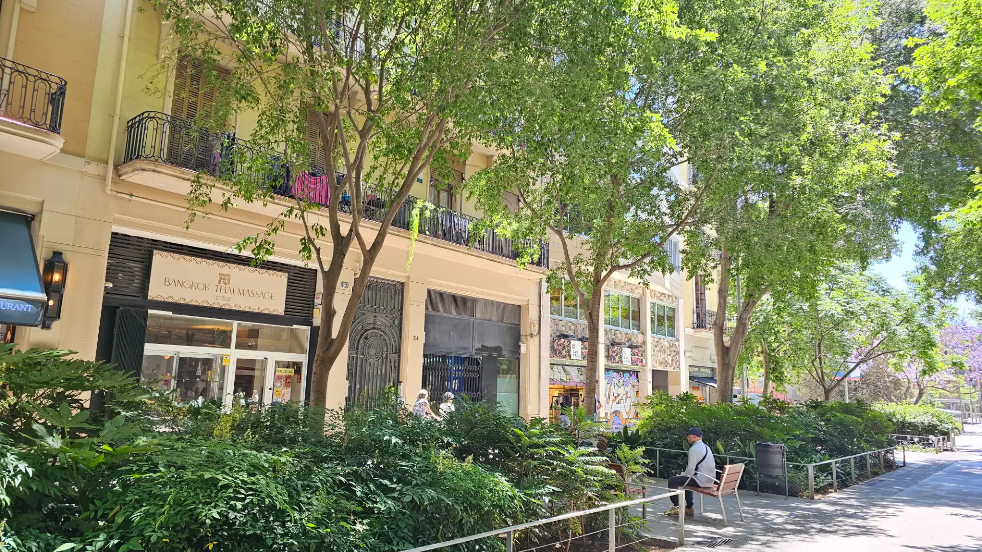 Außenansicht von Büro zur Miete in Barcelona mit Klimaanlage, Heizung und Internet