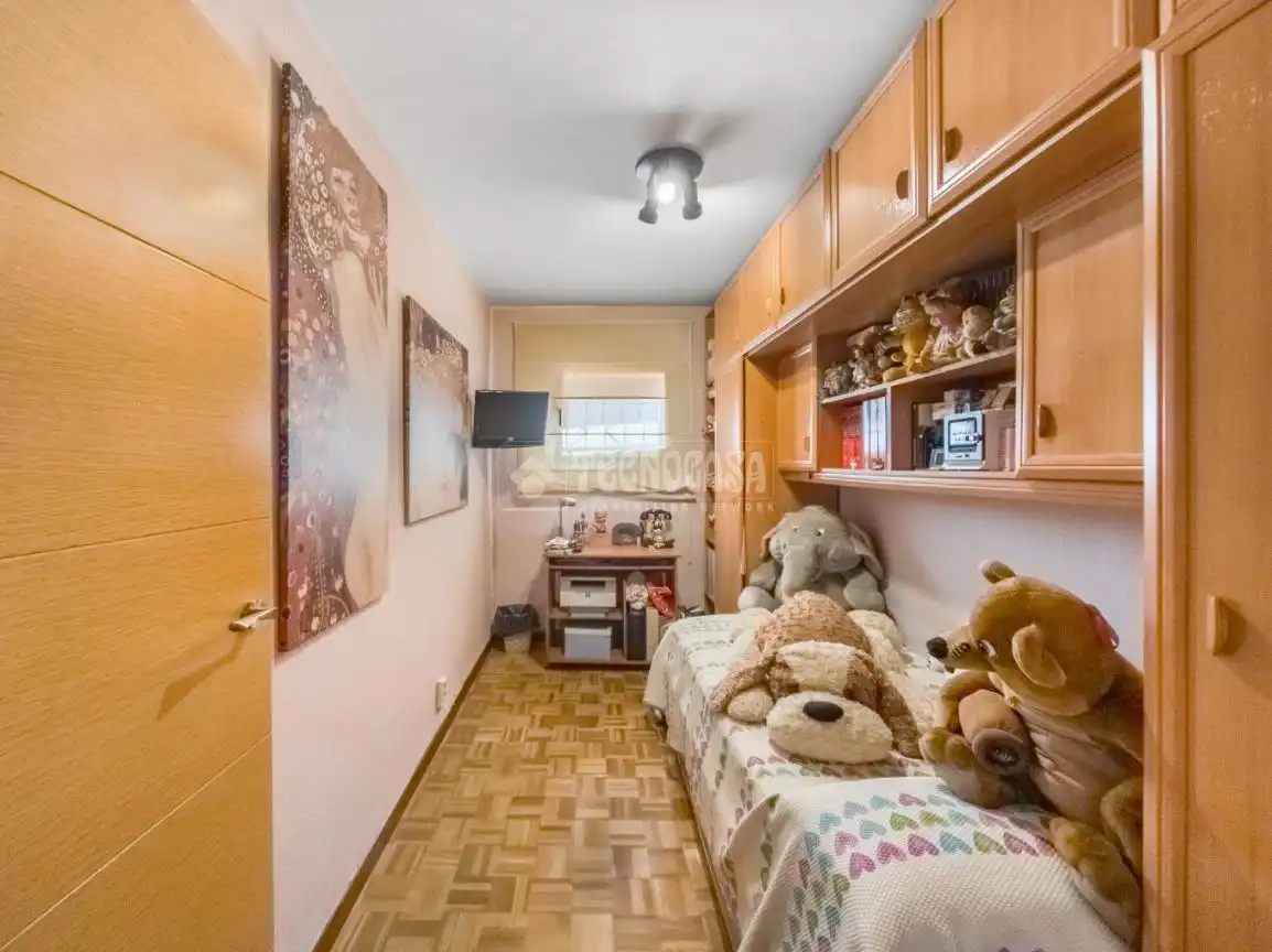 Habitación de Piso en venta en Madrid con Aire acondicionado, Calefacción y Balcón