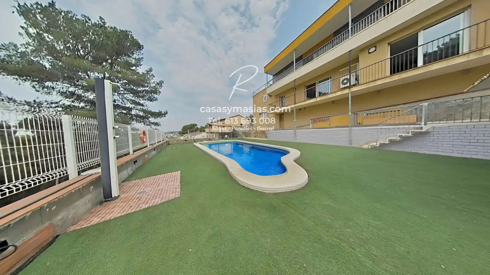 Piscina de Casa o xalet en venda en Sant Pere de Ribes amb Aire condicionat, Calefacció i Jardí privat