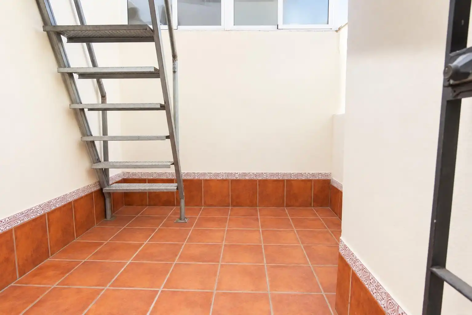 Flat for sale in Puerto Real  with Air Conditioner and Community pool