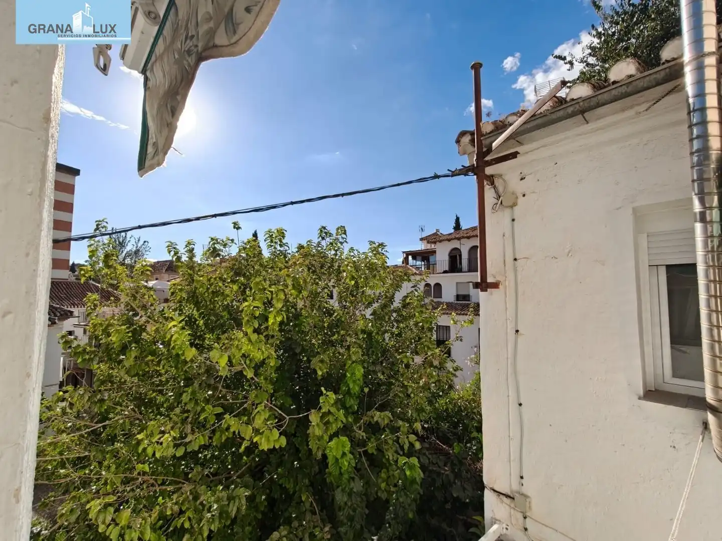 Exterior view of Flat for rent in Genil