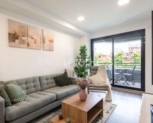 Sala d'estar de Apartament de lloguer en  Barcelona Capital amb Aire condicionat, Calefacció i Piscina