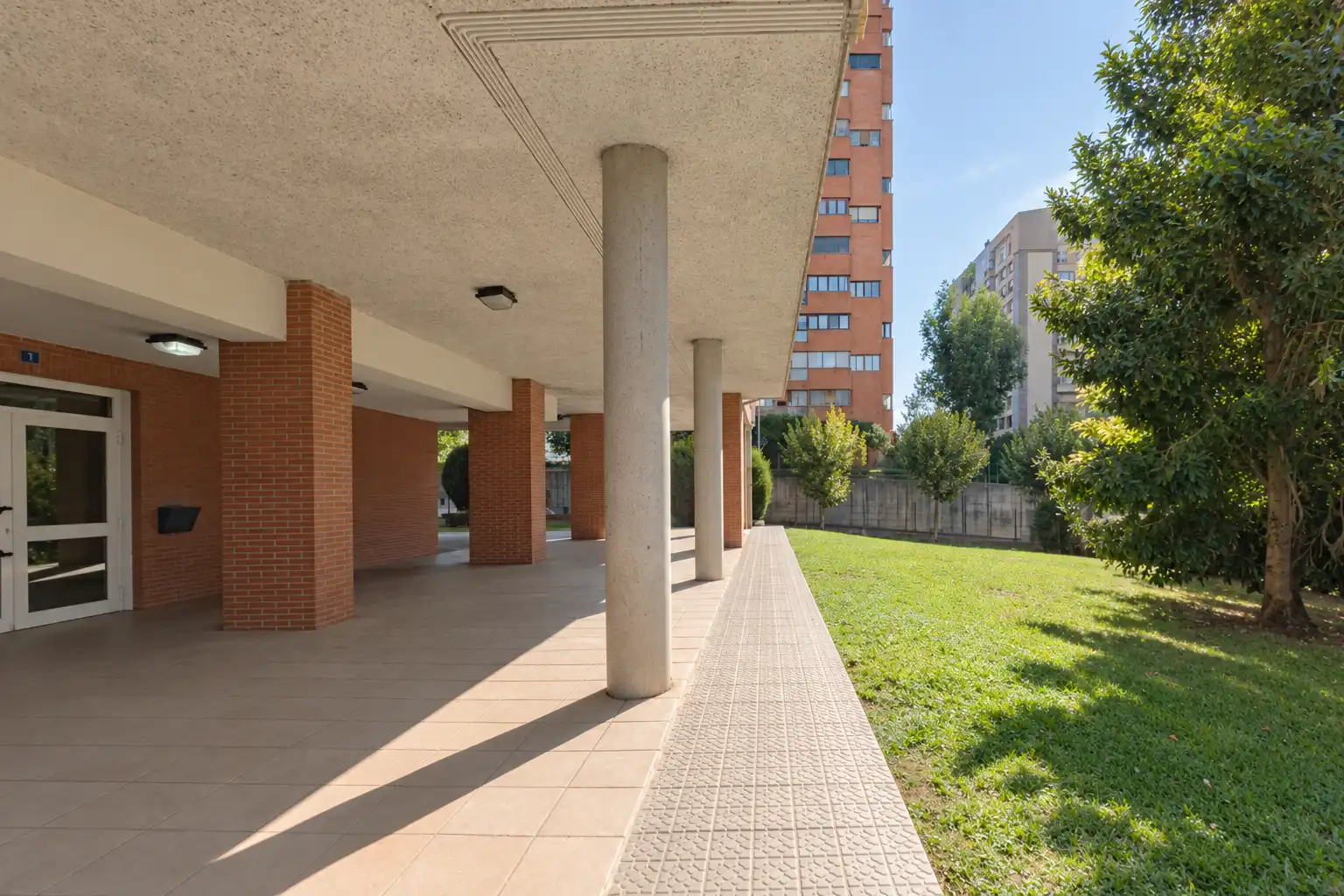 Vista exterior de Piso en venta en Otxarkoaga - Txurdinaga