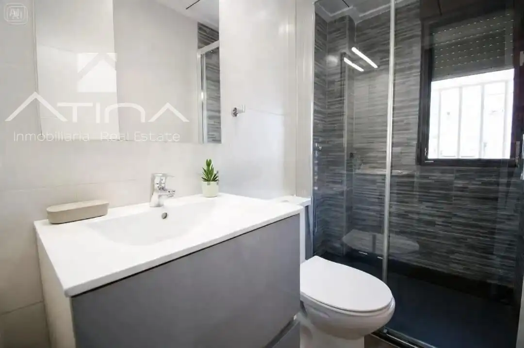 Baño de Planta baja en venta en Gandia con Aire acondicionado, Calefacción y Terraza