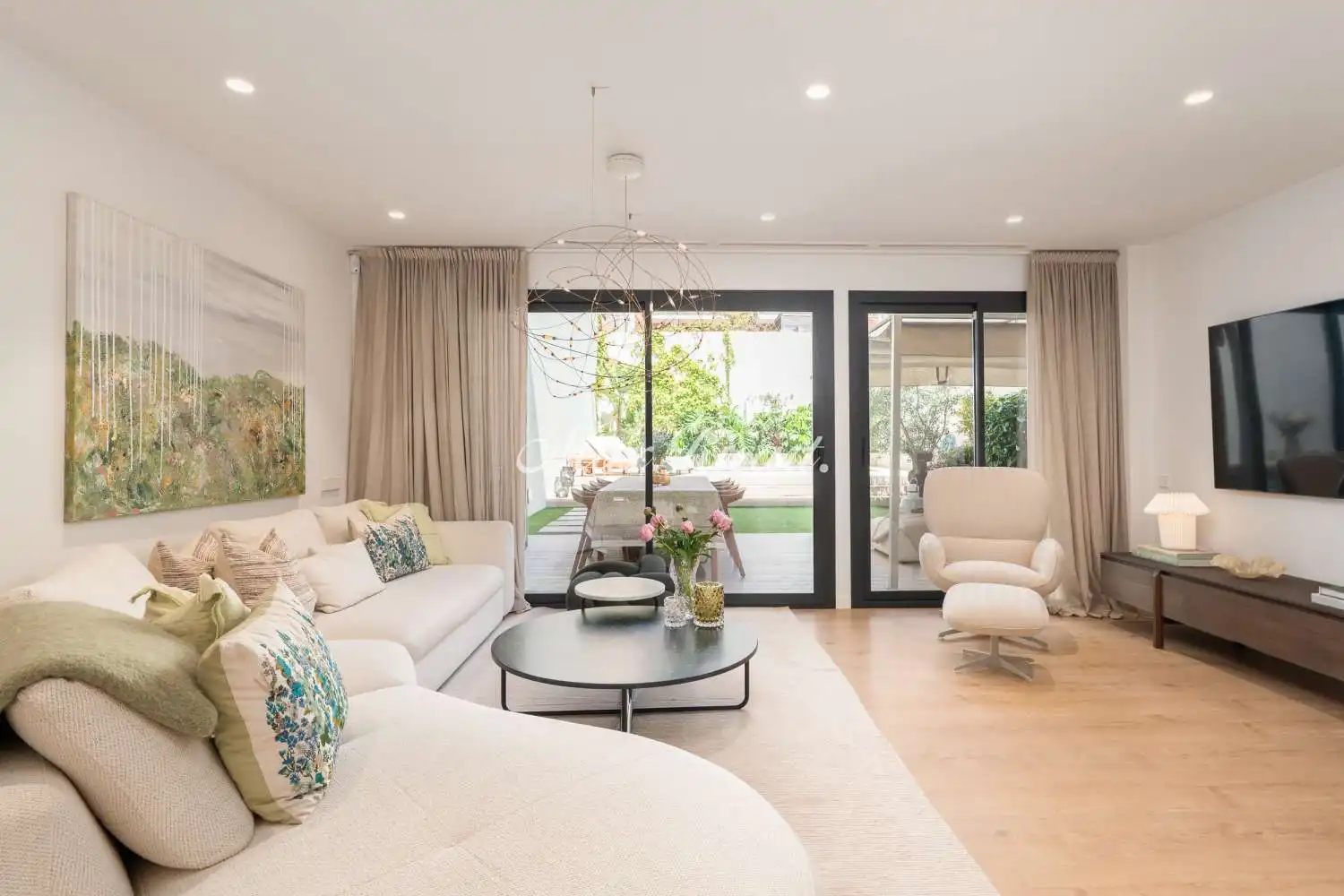 Living room of Flat for sale in Barcelona  with Air Conditioner, Terrace and Swimming Pool