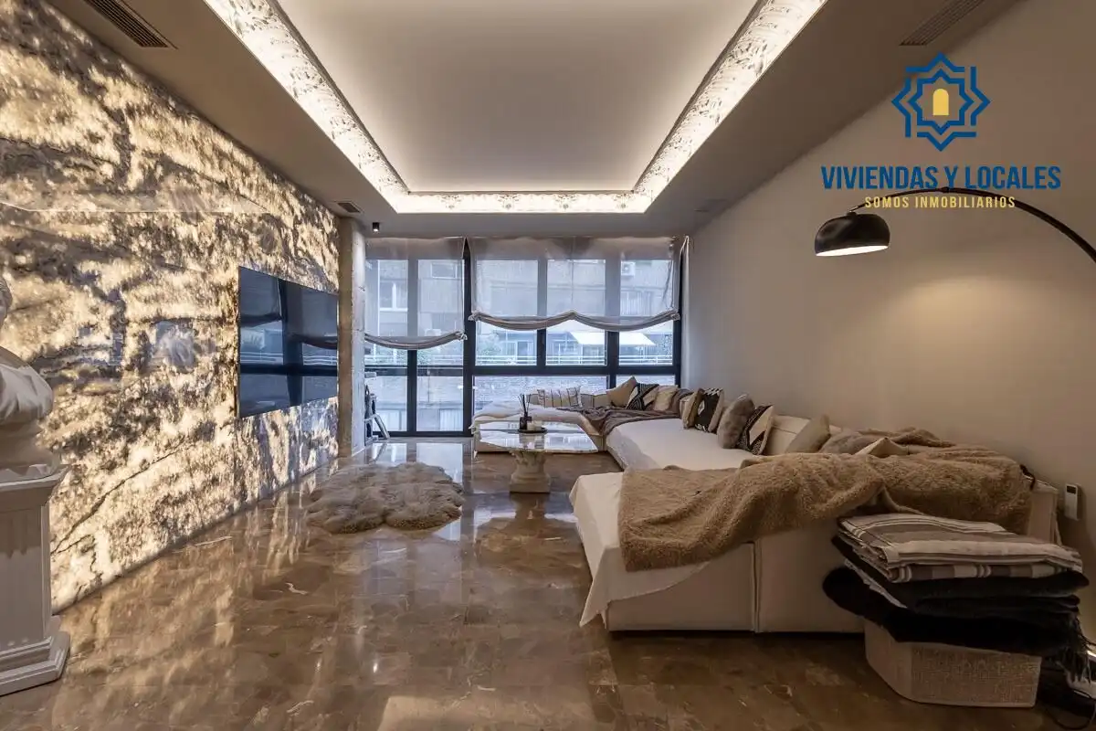 Piso con ascensor en venta en Centro, imagen 3