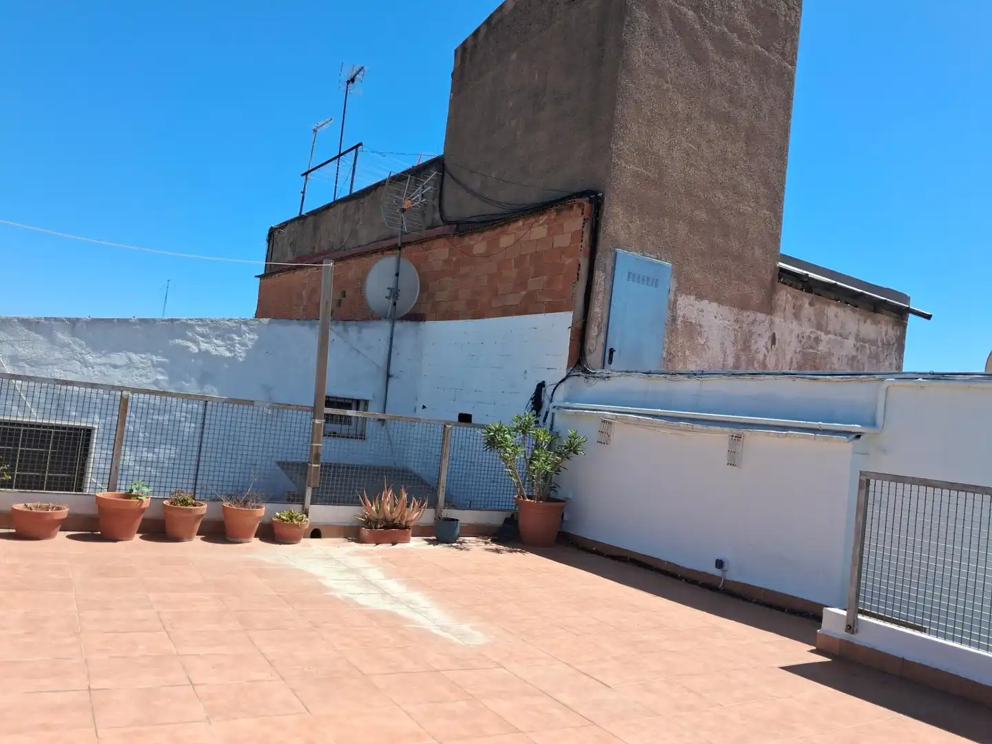 Vista exterior de Pis de lloguer en Barcelona amb Terrassa