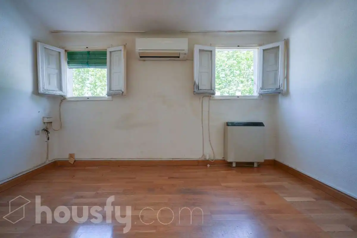 Houses for sale in Madrid  with Air Conditioner, Heating and Terrace