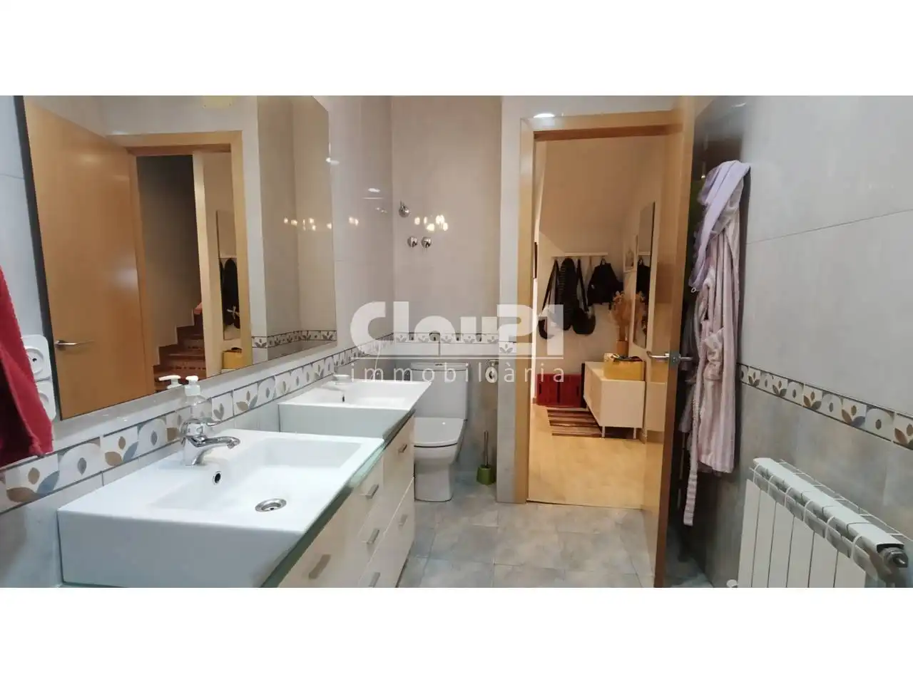 Bathroom of Duplexes for sale in Gironella  with Air Conditioner, Heating and Parquet flooring