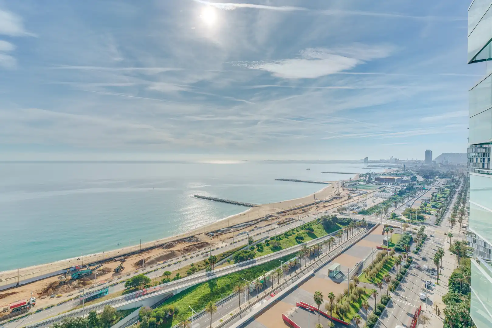 Außenansicht von Wohnungen zum Verkauf in Barcelona mit Klimaanlage, Terrasse und Schwimmbad