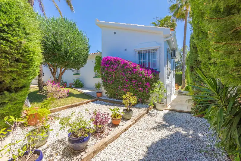 Chalet con piscina en venta en San Pedro de Alcántara, imagen 17
