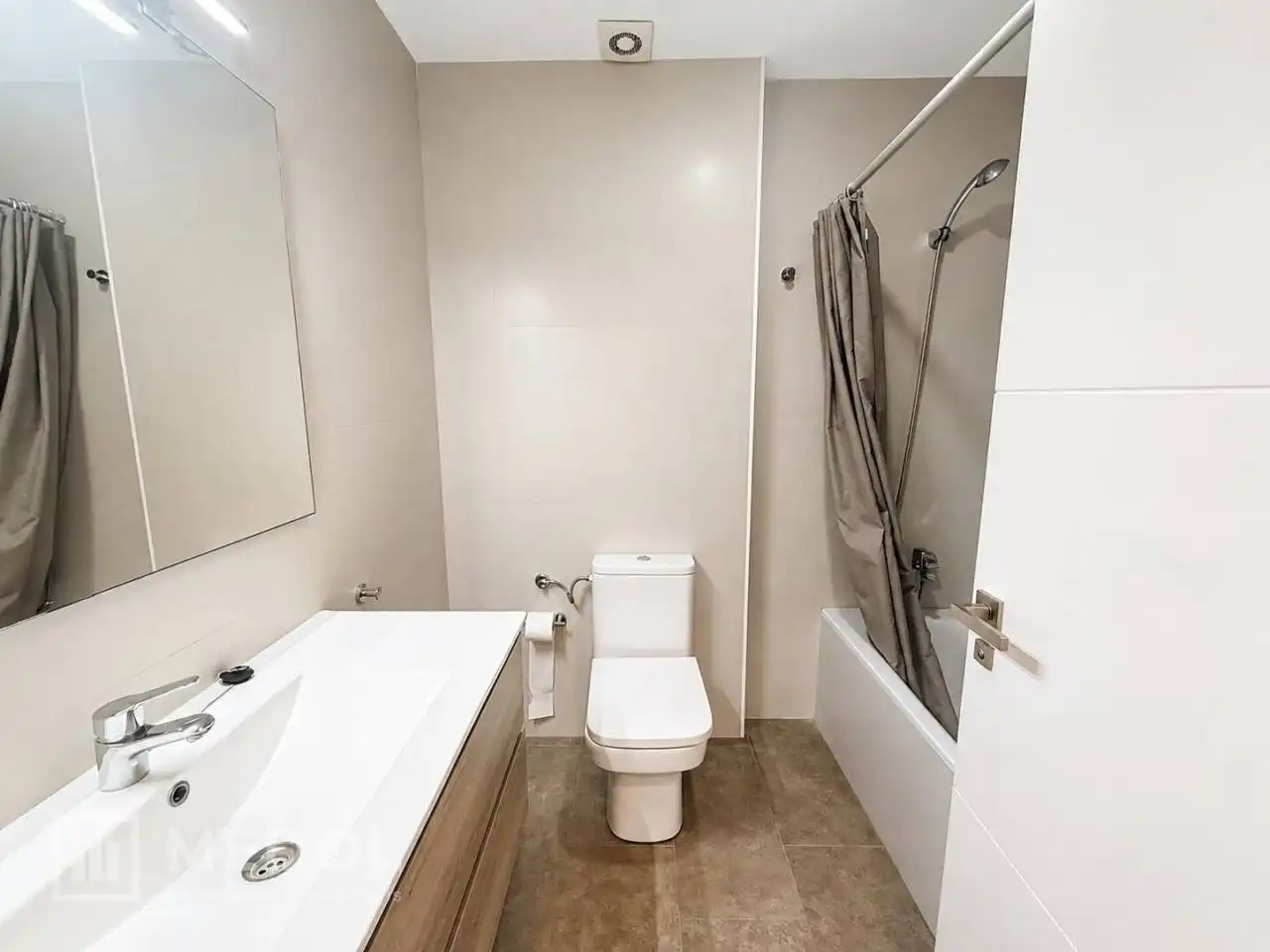 Baño de Piso de alquiler en Tarragona con Trastero